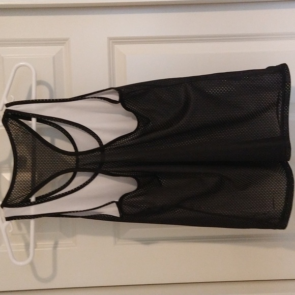 Danskin Black and White Mesh Tank Top, Size XL ( 16-18 ) - Picture 2 of 5